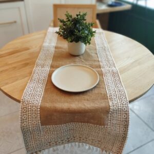 Flora Table Runner