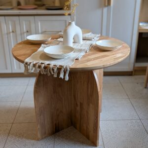 Halo Dining Table